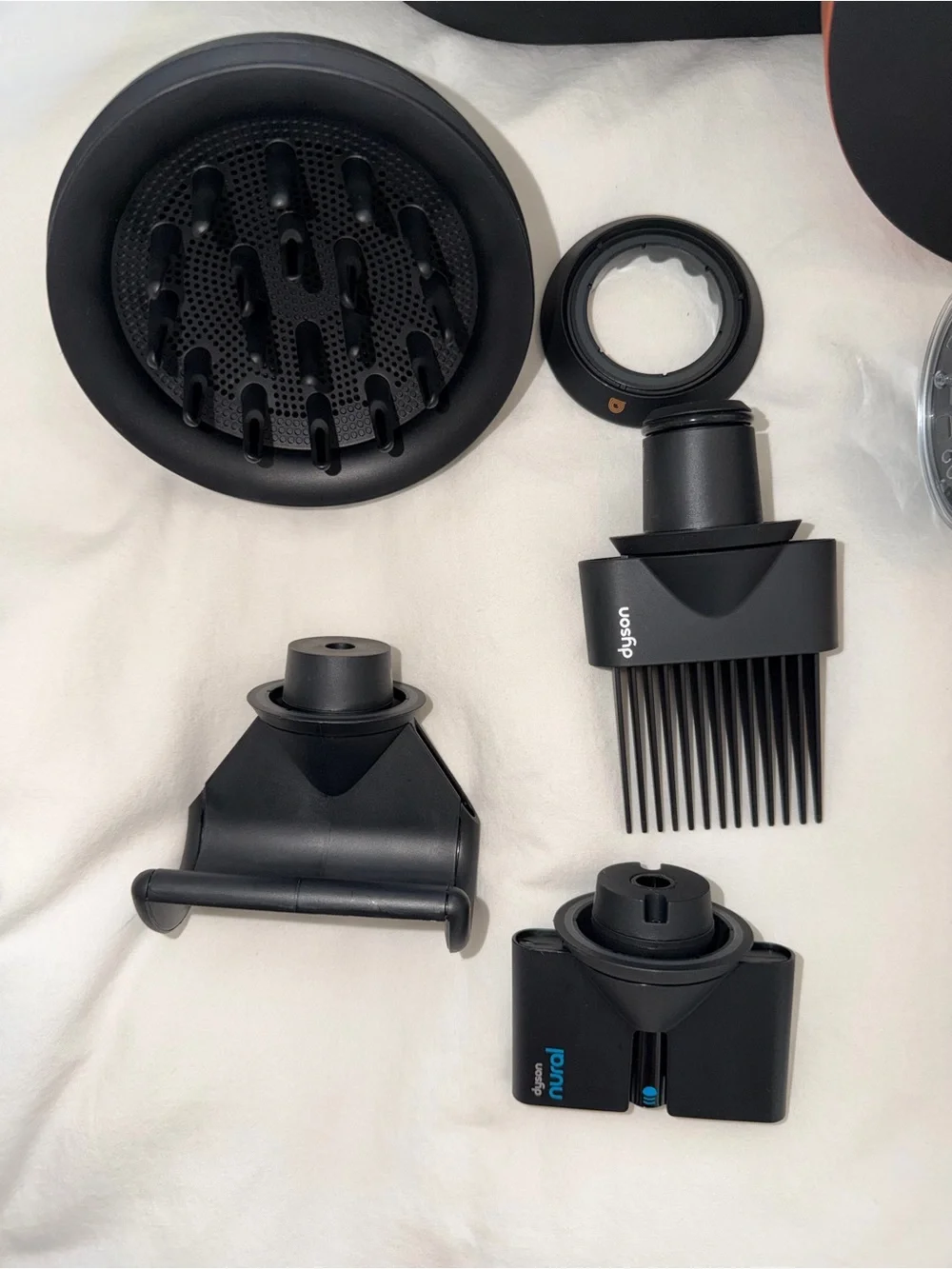 Dyson Supersonic Nural Hair Dryer Ceramic Pink/Rose Gold + Case & Attachments